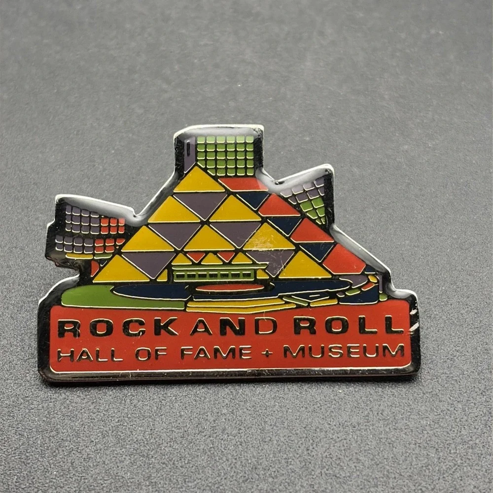 Rock And Roll Hall Of Fame &‎ Museum Cleveland Ohio Lapel Hat Pin
